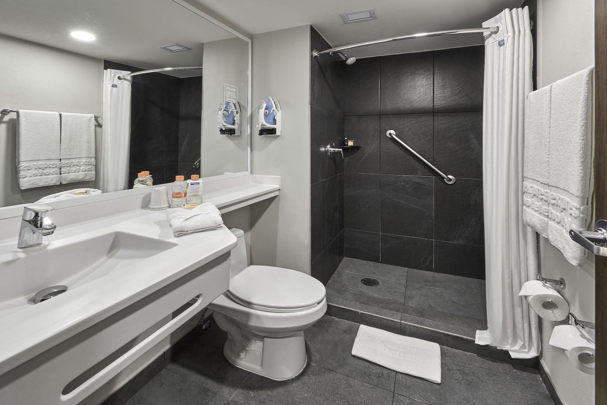 City Express By Marriott Piedras Negras Exteriör bild