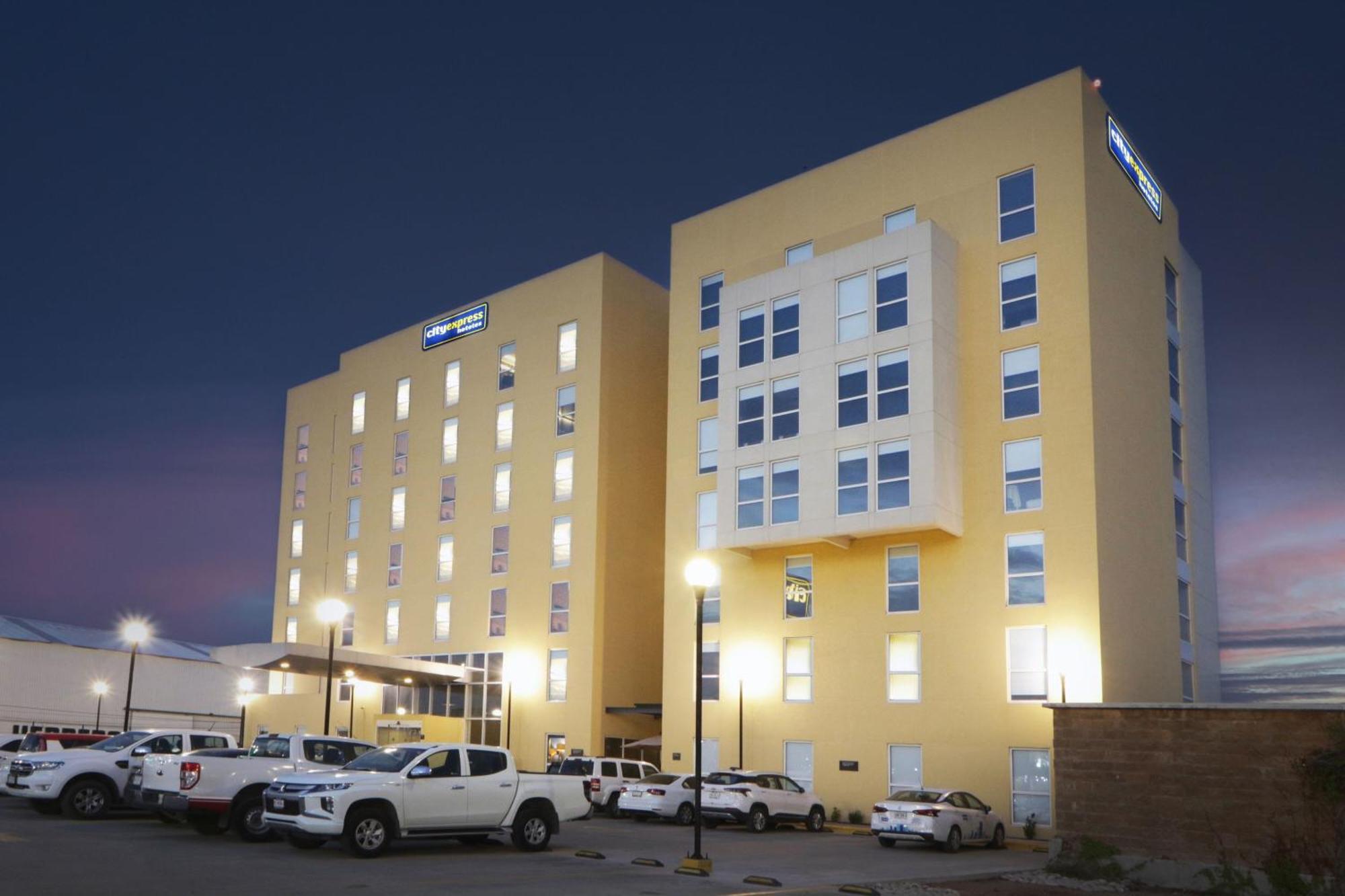 City Express By Marriott Piedras Negras Exteriör bild
